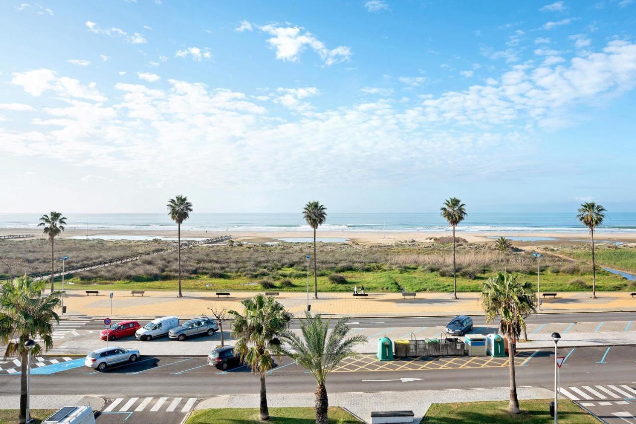 Atico Conil Vistas - Solo Familias Apartment Conil De La Frontera Bagian luar foto