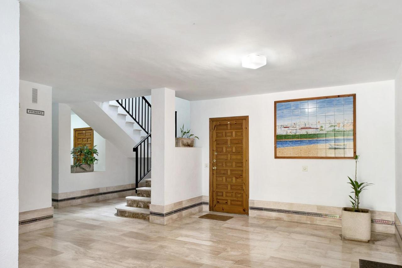 Atico Conil Vistas - Solo Familias Apartment Conil De La Frontera Bagian luar foto